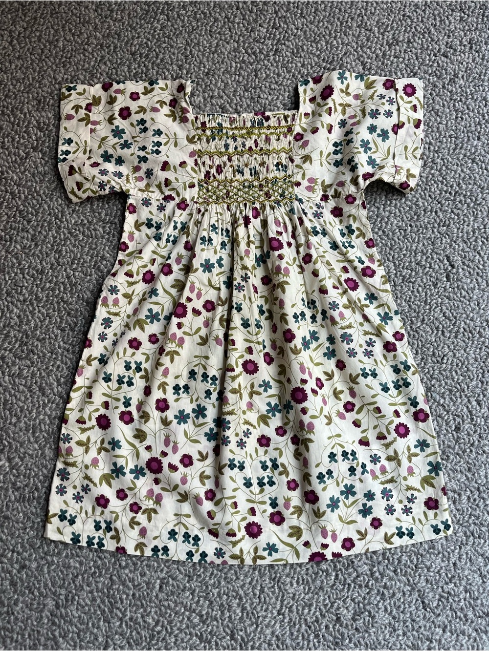 Bonpoint Girls Cream Floral Smocked Cotton Dress